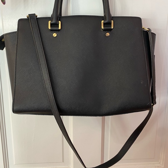 Sold - Picture 5 of 10